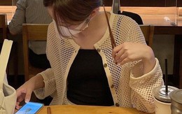 Chủ nhật đang đi chơi thì sếp nhắn "Có chút việc cần trao đổi": Người EQ cao sẽ làm điều này trước khi trả lời