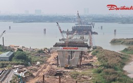 Cầu Thượng Cát sau một năm thi công: Ba trụ tháp dần thành hình giữa sông Hồng