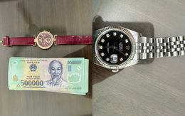 Ai là chủ nhân của 2 chiếc đồng hồ hàng hiệu Rolex, Swarovski cùng tập tiền 500.000 đồng liên hệ ngay số điện thoại 0986.616.161