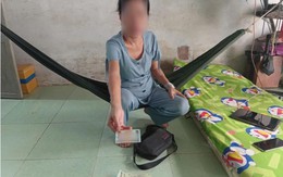 Công an bắt người phụ nữ 51 tuổi lúc 10 giờ sáng