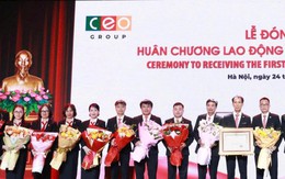Tập đoàn CEO đón nhận Huân chương Lao động hạng Nhất