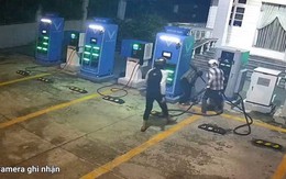 Bốn đối tượng "nhí" cắt trộm dây cáp sạc Vinfast, trẻ nhất sinh năm 2013