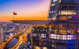 Tòa tháp 262m từng lập kỷ lục cao nhất Việt Nam: Tốn 250 tấn thép làm bãi đáp trực thăng, hơn 6.000 tấm kính tạo thành lớp vỏ cong đặc biệt, 2 lần được CNN vinh danh
