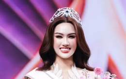 Trịnh Mỹ Anh bị tước vương miện