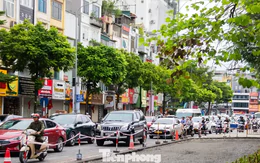 Đường nghìn tỷ vừa thông xe, Ô Chợ Dừa lại ùn ứ vì xén dải phân cách
