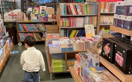 Muốn con hiểu biết hơn về cuộc sống, hãy đưa con theo khi đi chợ, đến ngân hàng, siêu thị hay đi xe buýt