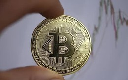 Bitcoin thủng mốc 80.000 USD, bốc hơi hơn 100 tỷ USD vốn hóa