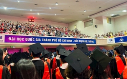 Một bài đăng trên Threads đang hot: "Rời giảng đường, các bạn 2k4 có ổn không?"