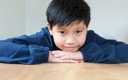 Người thông minh có 5 điểm KHÓ ƯA, cha mẹ coi chừng trách nhầm con!