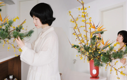 Tết 2026: Đừng chỉ cắm đào hay ly, thử ngay loài hoa "thơm thấu tâm can" này để phòng khách vừa sang vừa vượng khí, ngắm thôi cũng thấy cả một vườn xuân đắt giá!