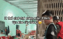 Chờ mòn cổ không thấy shipper, dân tình kéo nhau ra tận kho hàng "giải cứu" đồ Tết