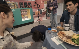 Hai anh Tây muốn thử món bún đậu mắm tôm "quốc hồn quốc túy" của người Việt, chịu đói nửa ngày vẫn chưa gọi xong