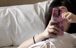 Sinh viên về quê ăn Tết, điện thoại bỗng "bất tử": Sáng 100% pin, tối vẫn 97%, chuyện gì đang xảy ra?