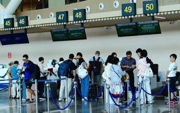 Mùng 1 Tết, giá vé máy bay từ TPHCM đi Hà Nội thấp bất ngờ