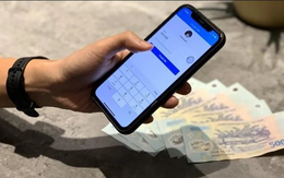 Nhận 1 tỷ đồng chuyển khoản gần Tết, chưa đầy 24h, người đàn ông ở TP.HCM bị công an phường yêu cầu xác minh