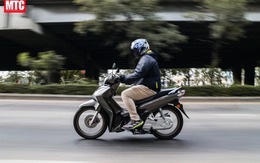 Honda Wave 125 2026 "trình làng": Vua xe số thực dụng đã được thêm phanh CBS, có Smartkey, ăn 71km/lít xăng