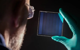 Microsoft phát minh tấm kính kỳ diệu giải bài toán "10 thiên niên kỷ": Cú nhảy vọt chưa từng có của nhân loại