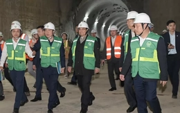 Thủ tướng kiểm tra công trường dự án metro Nhổn - Ga Hà Nội