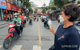 Nhà văn Úc “bó tay” trước 10 điều khó hiểu ở Việt Nam