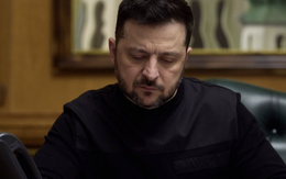 Tổng thống Ukraine nói gì khi điện đàm với ông Donald Trump?