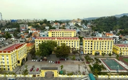 Nháo nhác tìm người trông trẻ vì học sinh được nghỉ Tết nhiều ngày