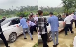Nhà gái hò nhau cùng khiêng ô tô chắn đường đưa dâu, "rút kinh nghiệm vụ ở Hà Tĩnh"
