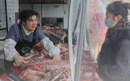 Trung Quốc đổ xô nuôi 1 giống lợn được ví “Wagyu của thịt lợn”: Giá cao gấp 3-4 lần lợn trắng, nhu cầu đang ngày càng tăng vọt