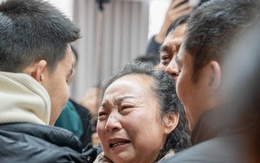 1 lần đưa con đi mua sắm Tết, cặp cha mẹ vướng phải bi kịch kéo dài suốt 37 năm: Cái kết mới là điều không ai ngờ!