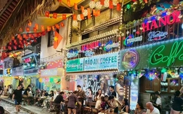 Khách Tây chia sẻ thử thách một ngày sống ở Hà Nội với 690.000 đồng