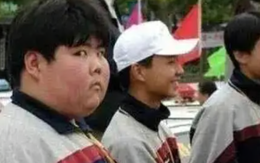 Cuộc đời buồn hiện tại của cậu bé “thánh meme” nổi tiếng Trung Quốc