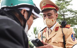 Uống rượu bia ngày Tết, nồng độ cồn trong máu bao nhiêu thì bị phạt?