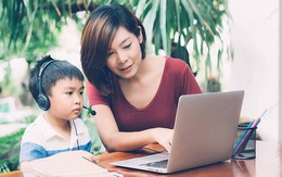 Một bà mẹ có con học giỏi kể: Tôi chỉ dùng 3 câu nói giúp con “lội ngược dòng” thành nhân tố xuất sắc, ai cũng làm được