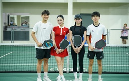 Hương Giang, Hiền Hồ gây bão khi "song kiếm hợp bích" cùng tuyển thủ quốc gia