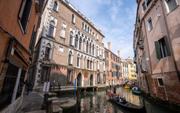 Việt Nam lần đầu tiên làm điều này tại cung điện lịch sử từ thế kỷ 15 của Italy