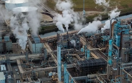 Đằng sau cú sốc dầu mỏ đe dọa cả thế giới