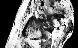 Cận cảnh viên kim cương lớn nhất thế giới: Giá trị bằng gần nửa tấn vàng nguyên chất!