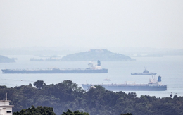 Phát hiện đội tàu chở dầu Iran âm thầm mang 1 triệu thùng dầu/ngày đến một nước Đông Nam Á