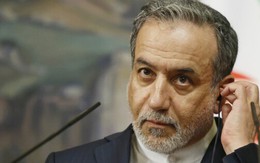 Iran “điểm mặt” những tàu không được qua eo biển Hormuz