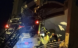 Cháy nhà 6 tầng ở trung tâm TPHCM, cứu được 5 người