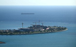 Không đợi ai cả, quốc gia sở hữu 267 tỷ thùng dầu ở Trung Đông bắt mở đường vận chuyển dầu cho đối tác tránh eo biển Hormuz