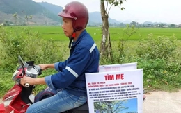 Mẹ mất tích, con trai dán thông báo lên xe máy rong ruổi tìm kiếm