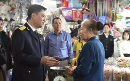 Lý do cán bộ thuế đến chợ gặp tiểu thương
