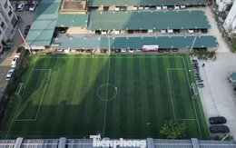 Cận cảnh tổ hợp sân bóng, Pickleball, bãi xe trái phép 'khủng' trên đất dự án ở Hà Nội