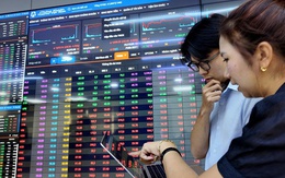 Chứng khoán trước áp lực kép