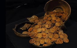 Xây nhà, tìm thấy kho báu nửa triệu đô dưới nền