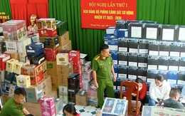 Mua hàng chục nghìn chai rượu lậu, dán tem giả bán ra thị trường