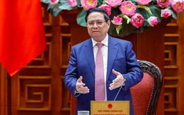 Thủ tướng: Ít nhất 50% xe công cộng ở các TP phải là xe điện; sử dụng 1 loại xăng mới ngay trong tháng 4