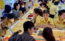 Lỗ nặng khi "đu đỉnh" vàng - bạc