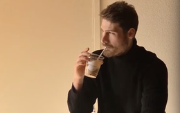 Nghiện cà phê Việt nhưng khách Tây nhất quyết phải có thêm 1 thứ đặc biệt thì uống mới ngon