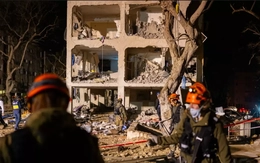 Israel tuyên bố cuộc chiến với Iran mới được nửa chặng; G7 sẵn sàng hành động vì năng lượng